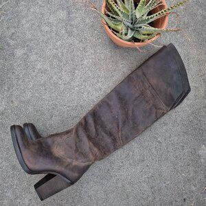 NWOB Musse & Cloud Distressed Leather Joyse Knee High Boots Size 6